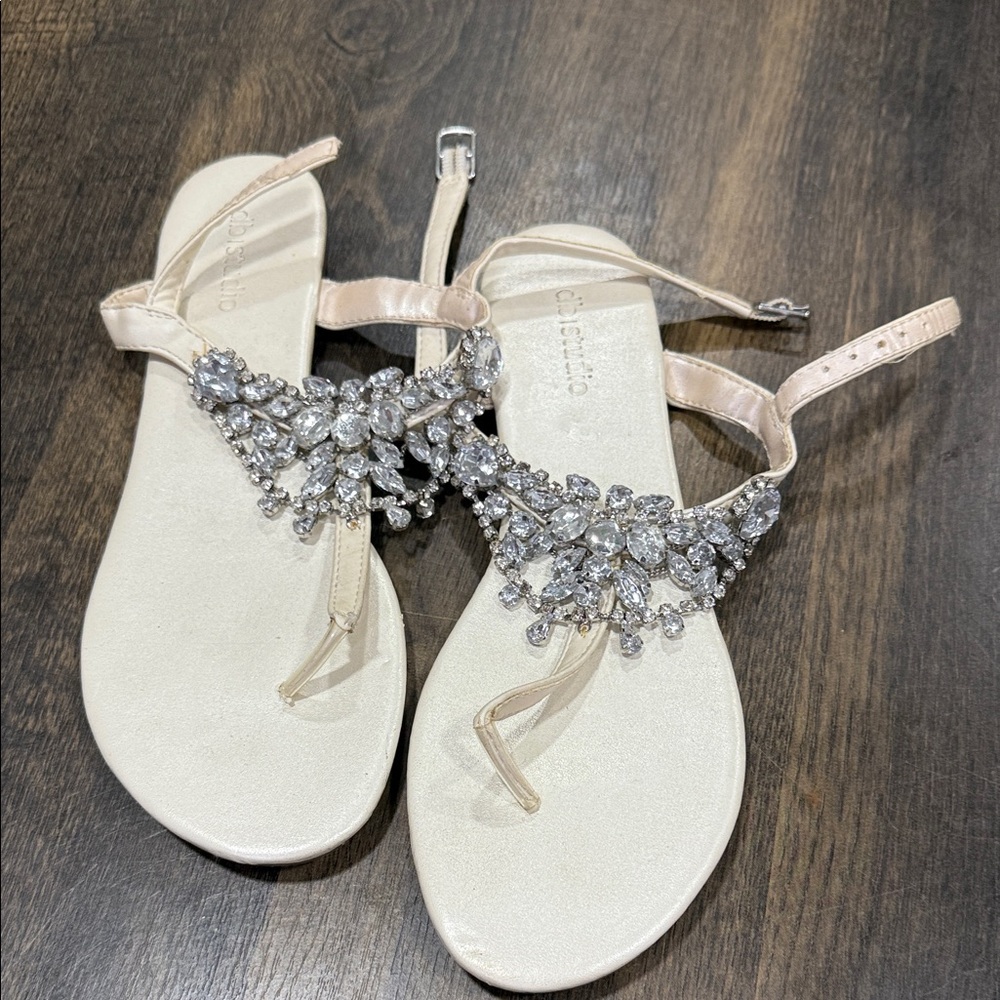 David's Bridal Cream Sandals with Crystal Accents